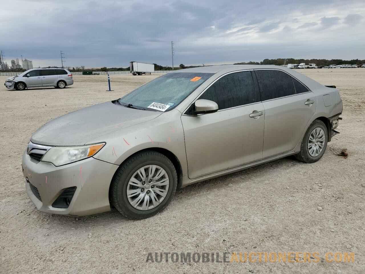 4T4BF1FK8ER417860 TOYOTA CAMRY 2014