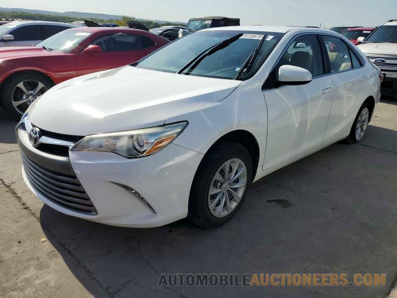 4T4BF1FK8FR499445 TOYOTA CAMRY 2015