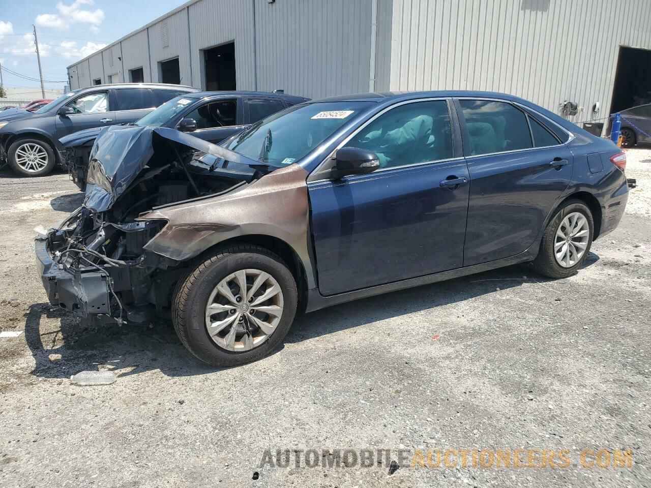 4T4BF1FK8FR504028 TOYOTA CAMRY 2015