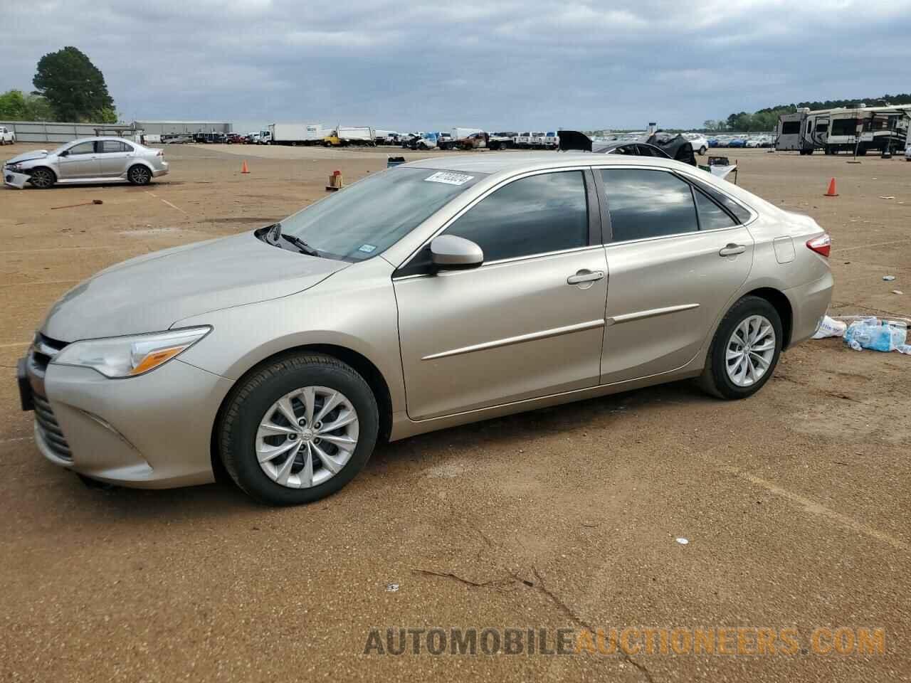 4T4BF1FK9FR492195 TOYOTA CAMRY 2015