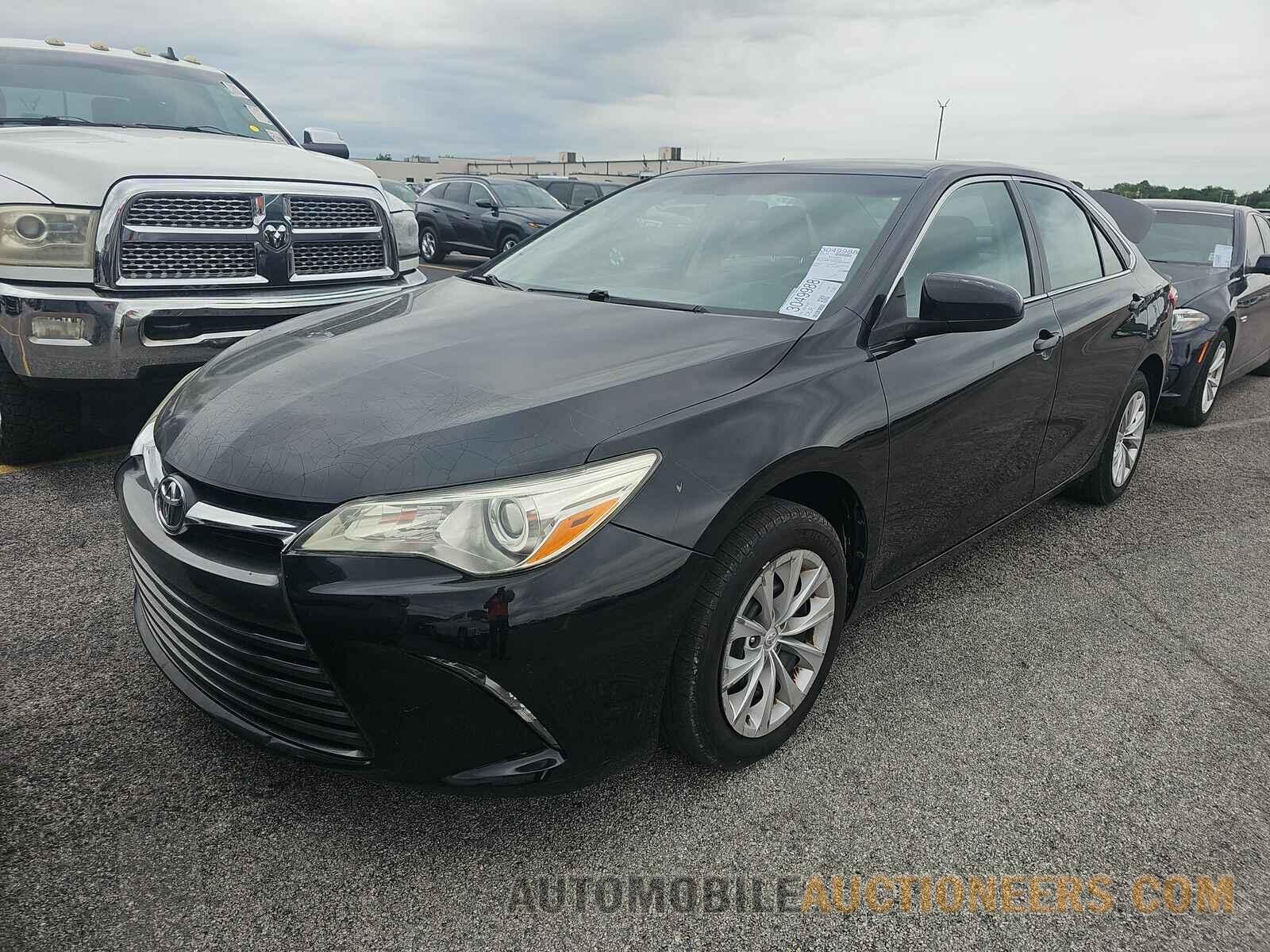 4T4BF1FK9GR574543 Toyota Camry 2016