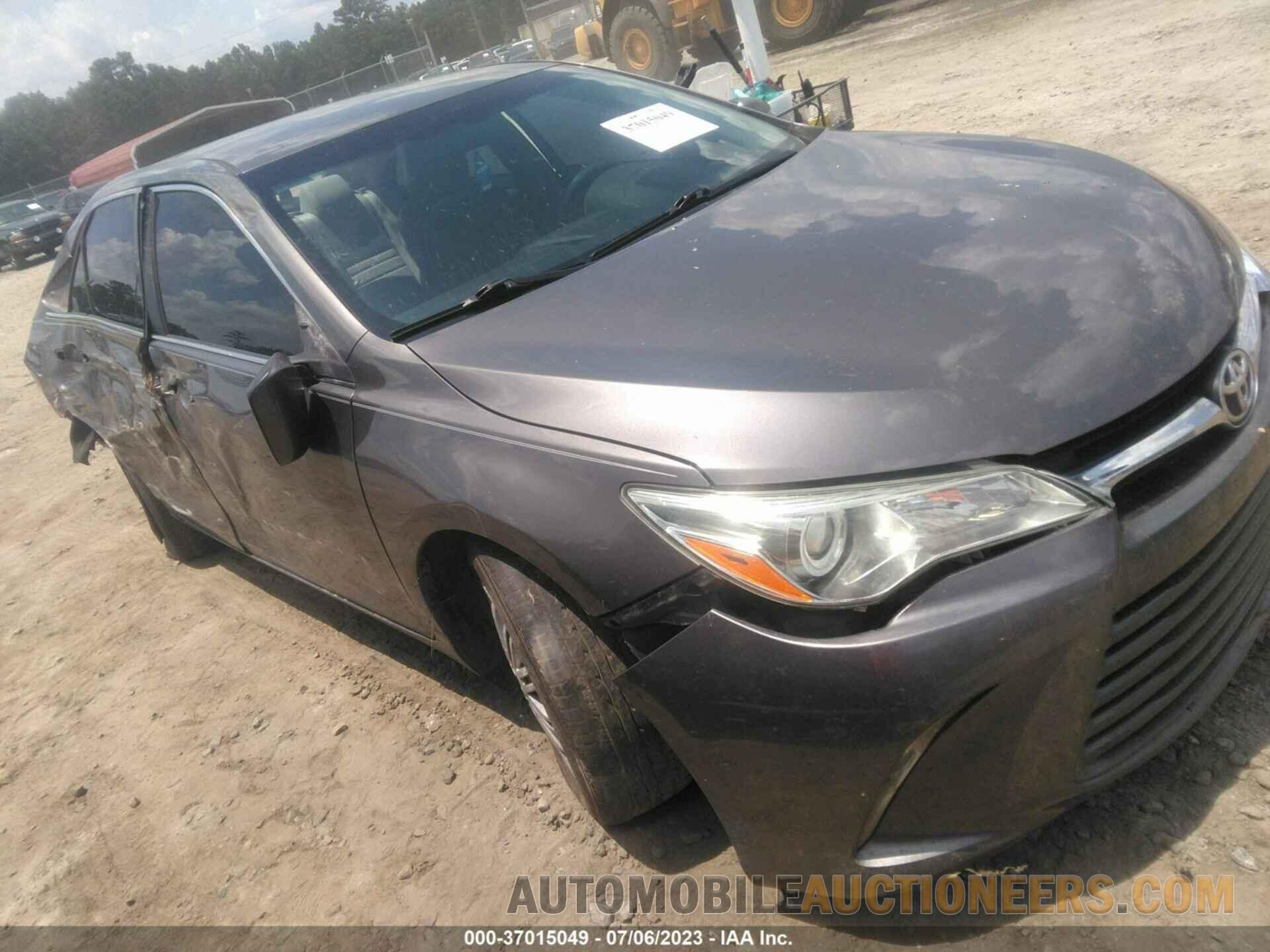 4T4BF1FKXFR453910 TOYOTA CAMRY 2015