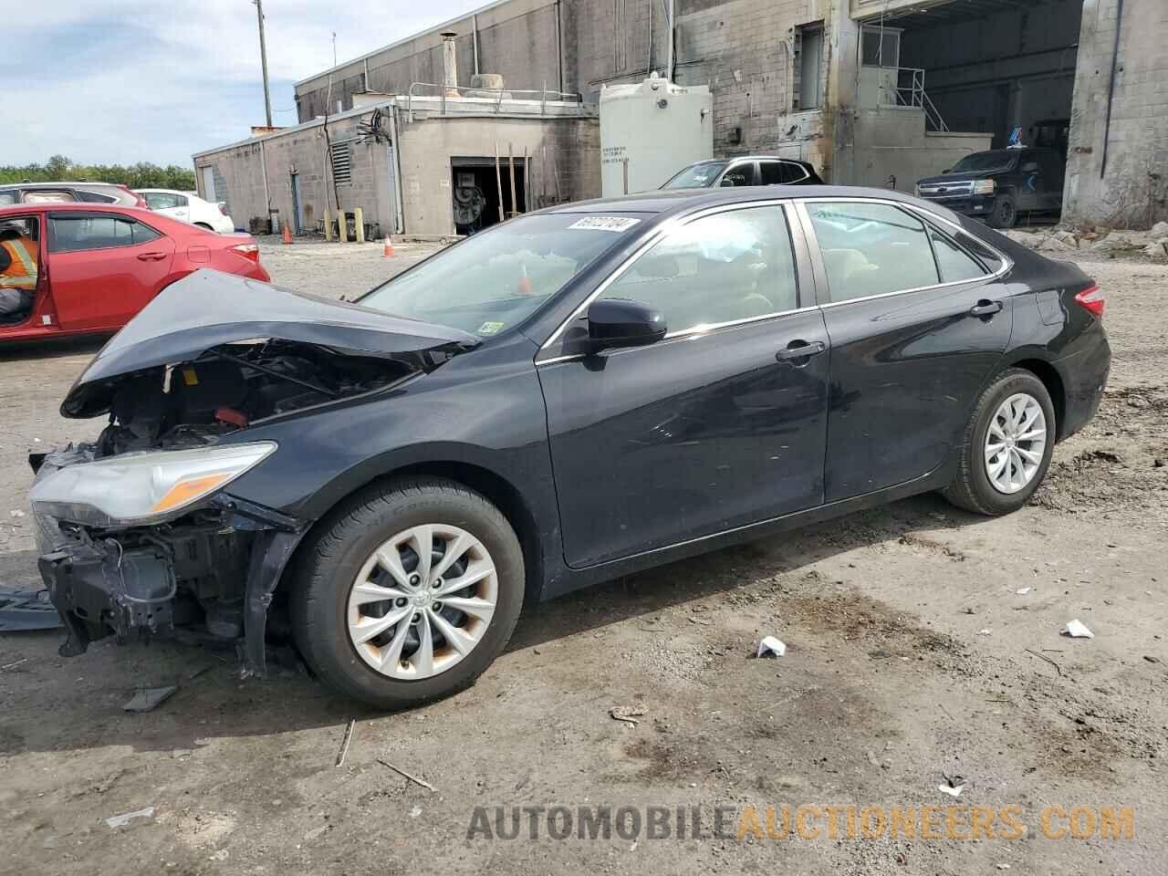 4T4BF1FKXFR454992 TOYOTA CAMRY 2015