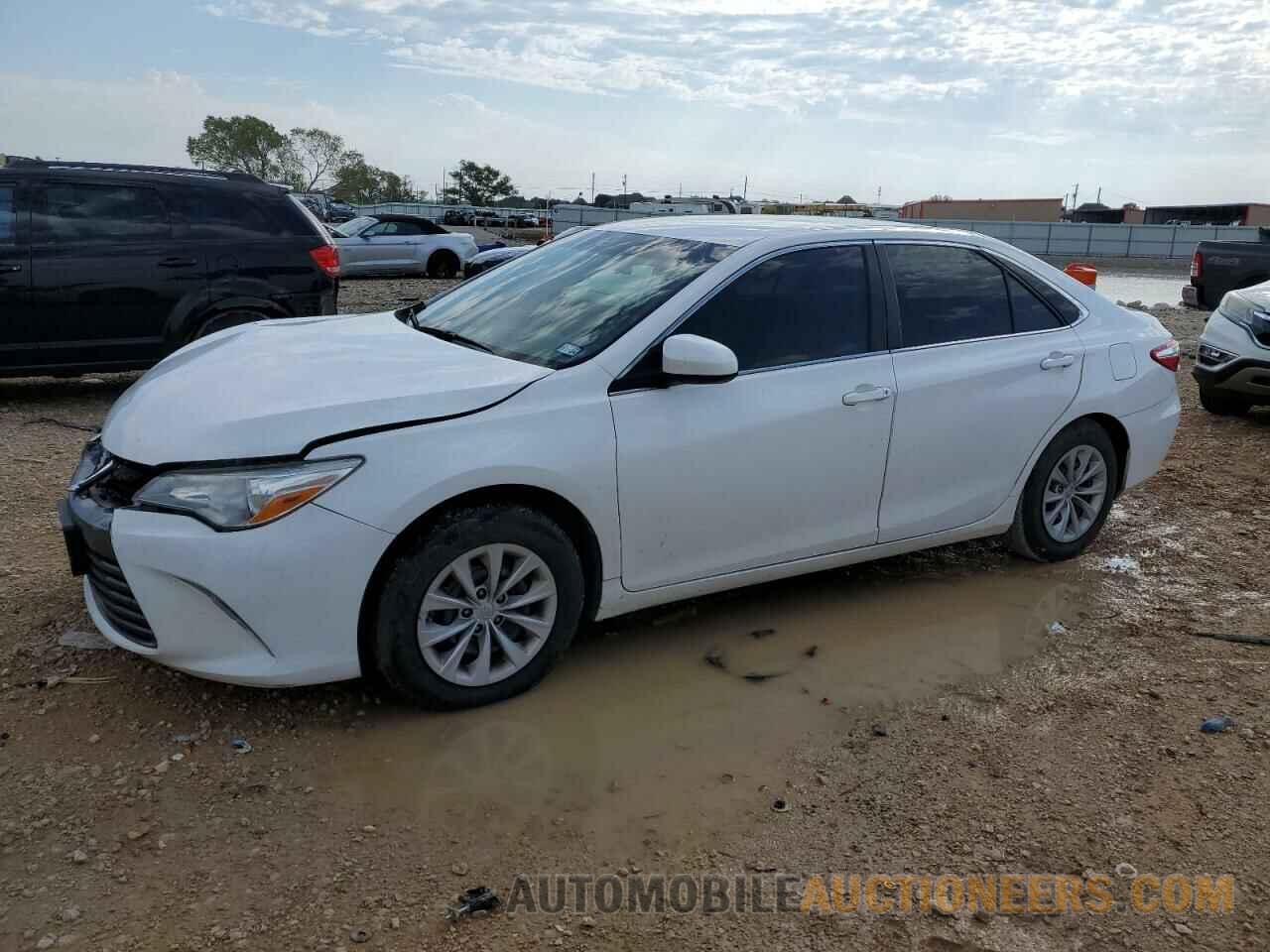 4T4BF1FKXFR473834 TOYOTA CAMRY 2015