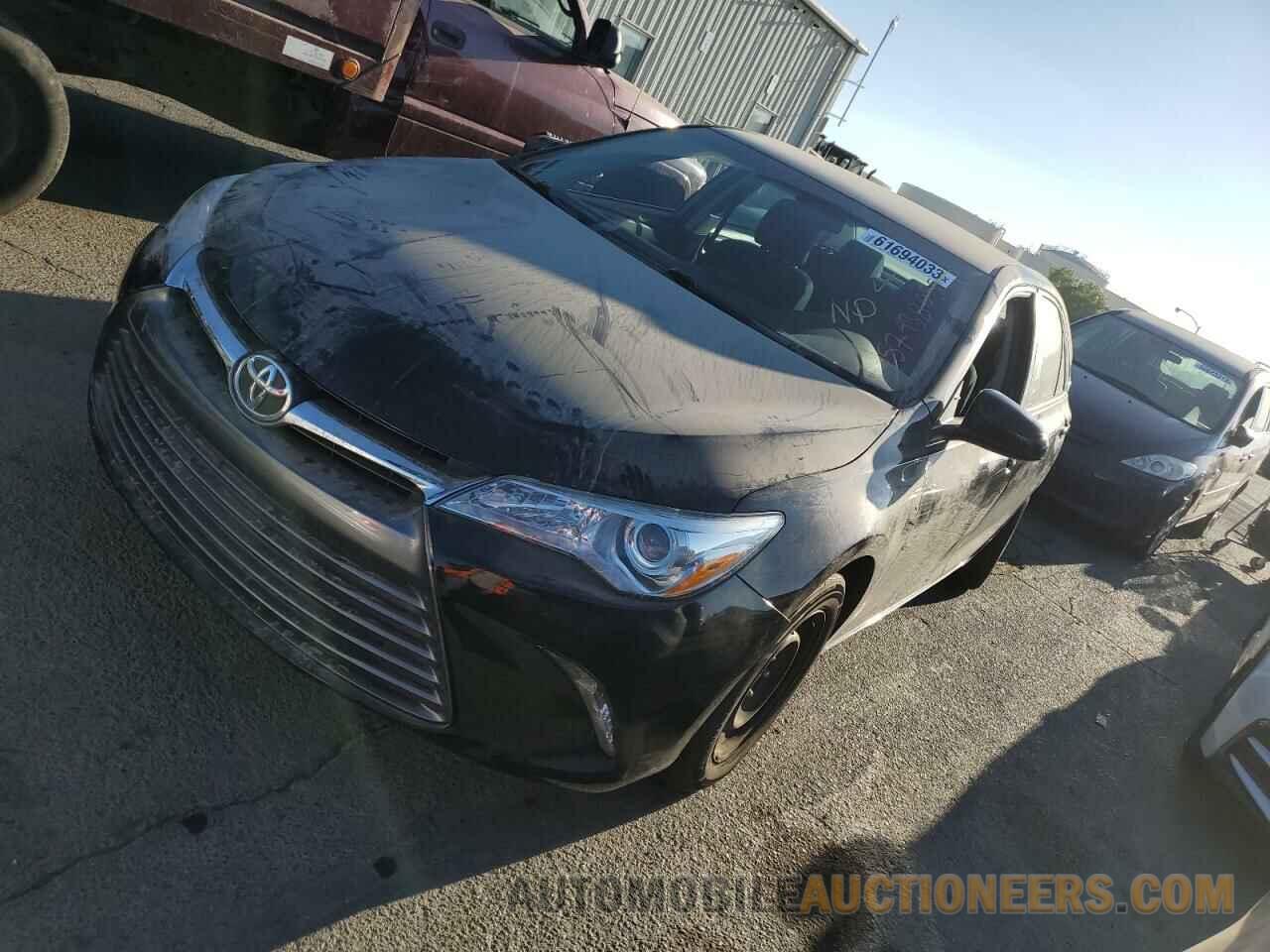 4T4BF1FKXFR476975 TOYOTA CAMRY 2015