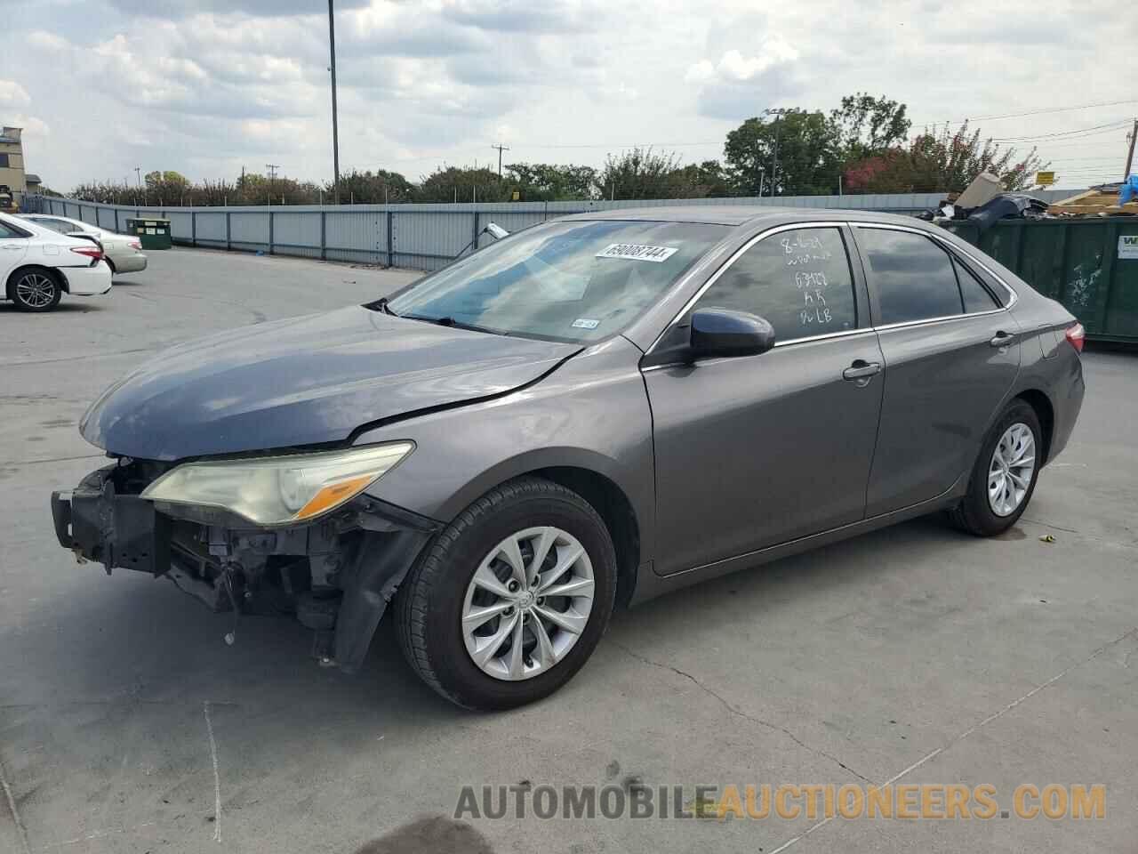 4T4BF1FKXFR482498 TOYOTA CAMRY 2015