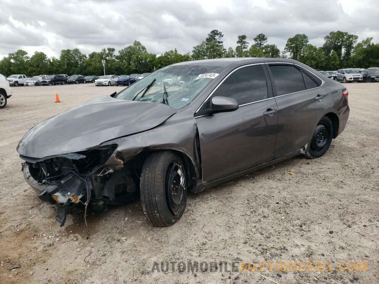 4T4BF1FKXGR533273 TOYOTA CAMRY 2016