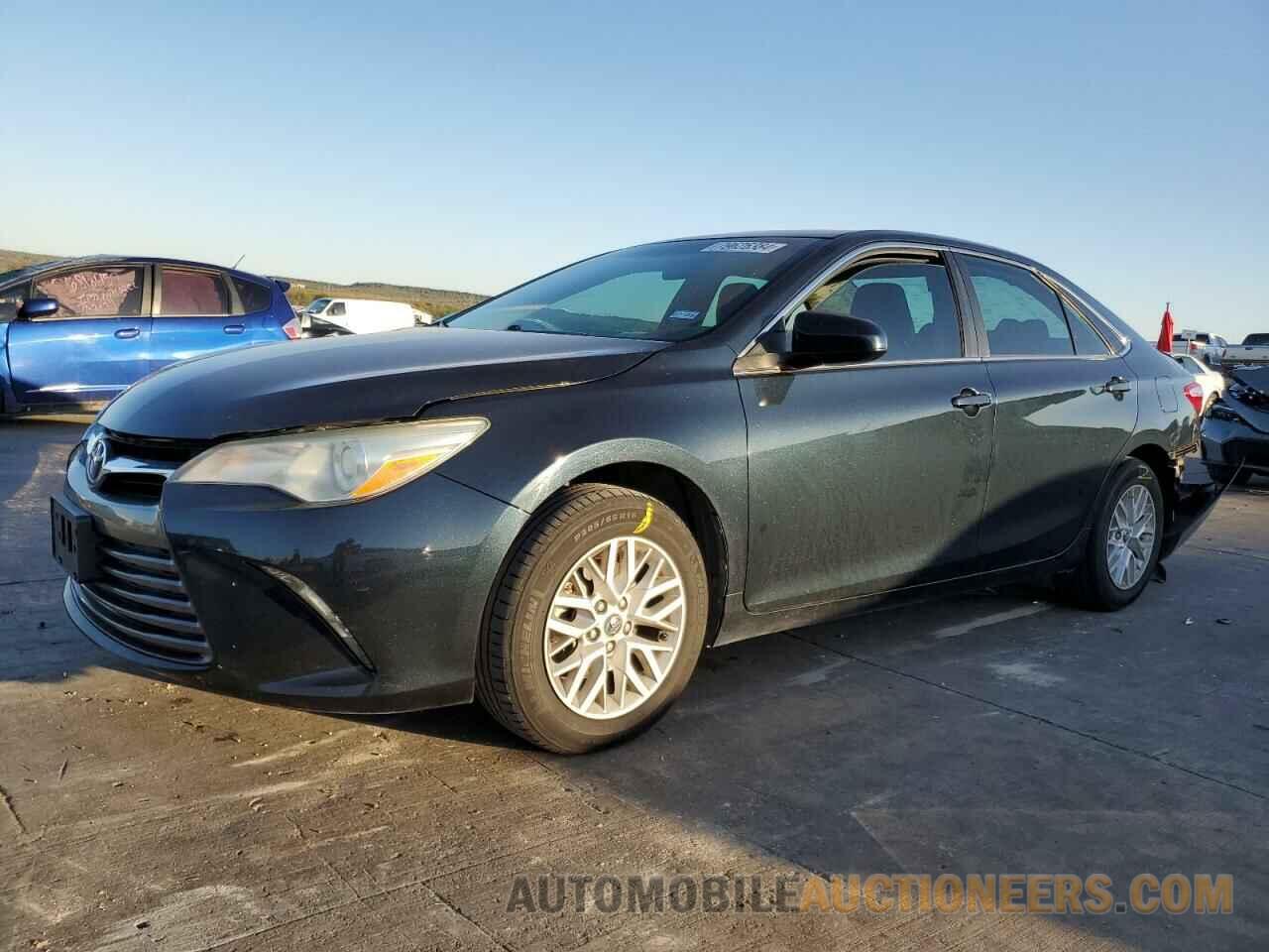 4T4BF1FKXGR542393 TOYOTA CAMRY 2016