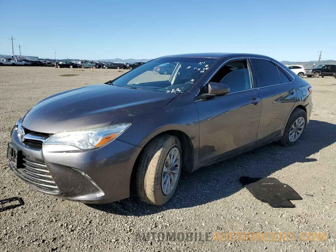 4T4BF1FKXGR547044 TOYOTA CAMRY 2016