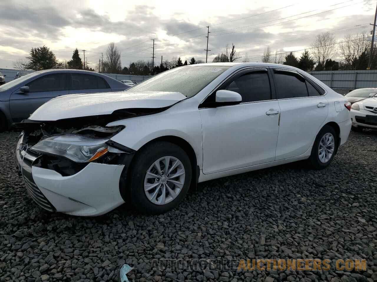 4T4BF1FKXGR556648 TOYOTA CAMRY 2016