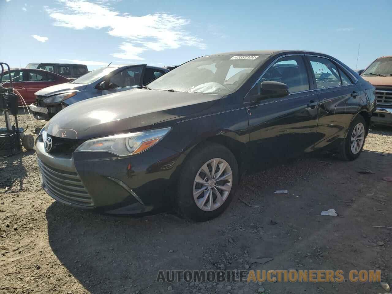 4T4BF1FKXGR562174 TOYOTA CAMRY 2016