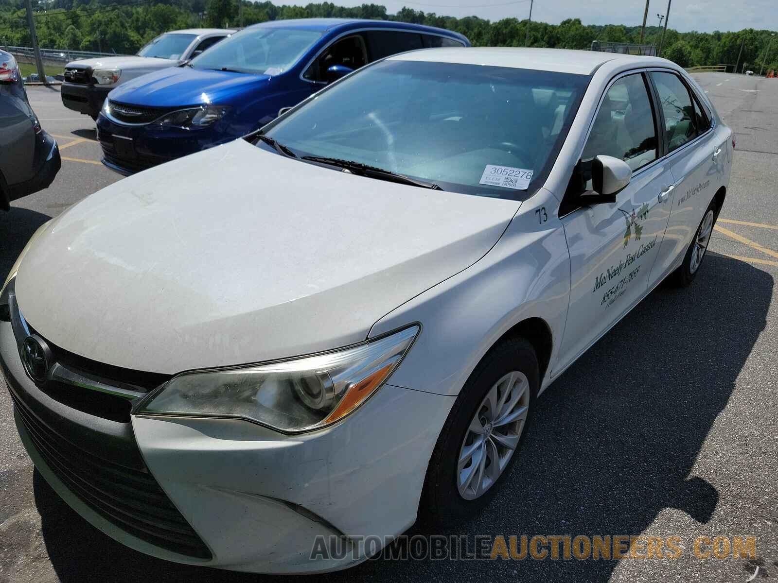 4T4BF1FKXGR568704 Toyota Camry 2016