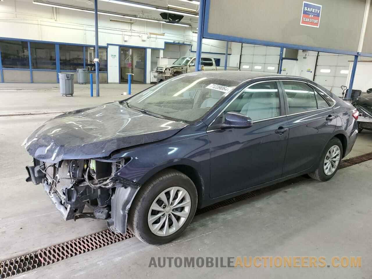 4T4BF1FKXGR572476 TOYOTA CAMRY 2016