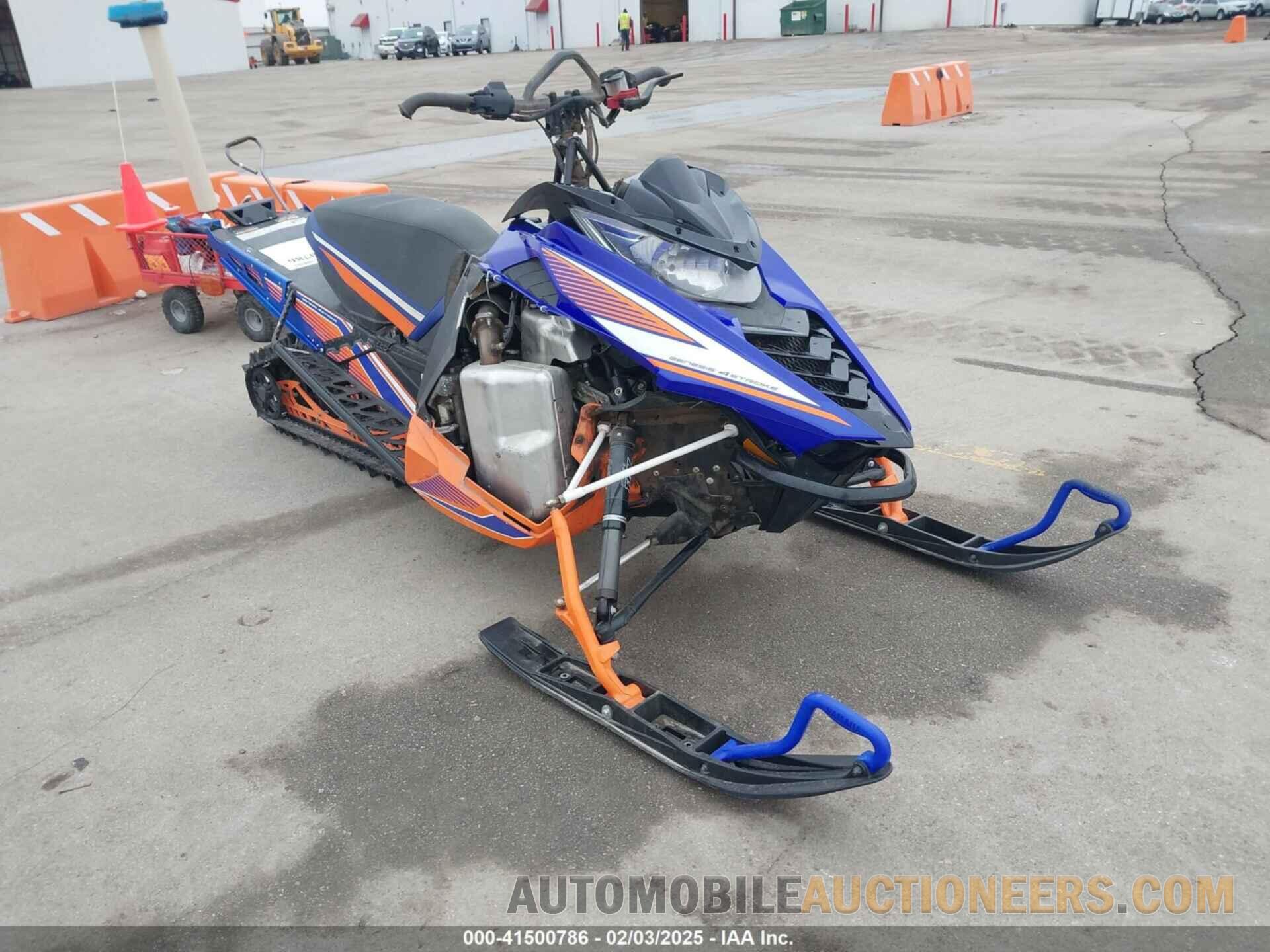 4UF8KR107FT000223 YAMAHA VIPER 2015