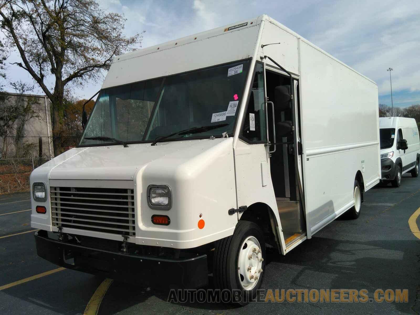 4UZAAPFA9NCND2905 GMC FREIGHTLINER 2022