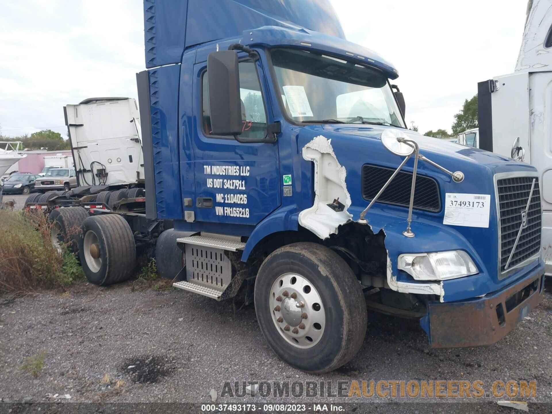 4V4MC9EG1FN165218 VOLVO VN 2015