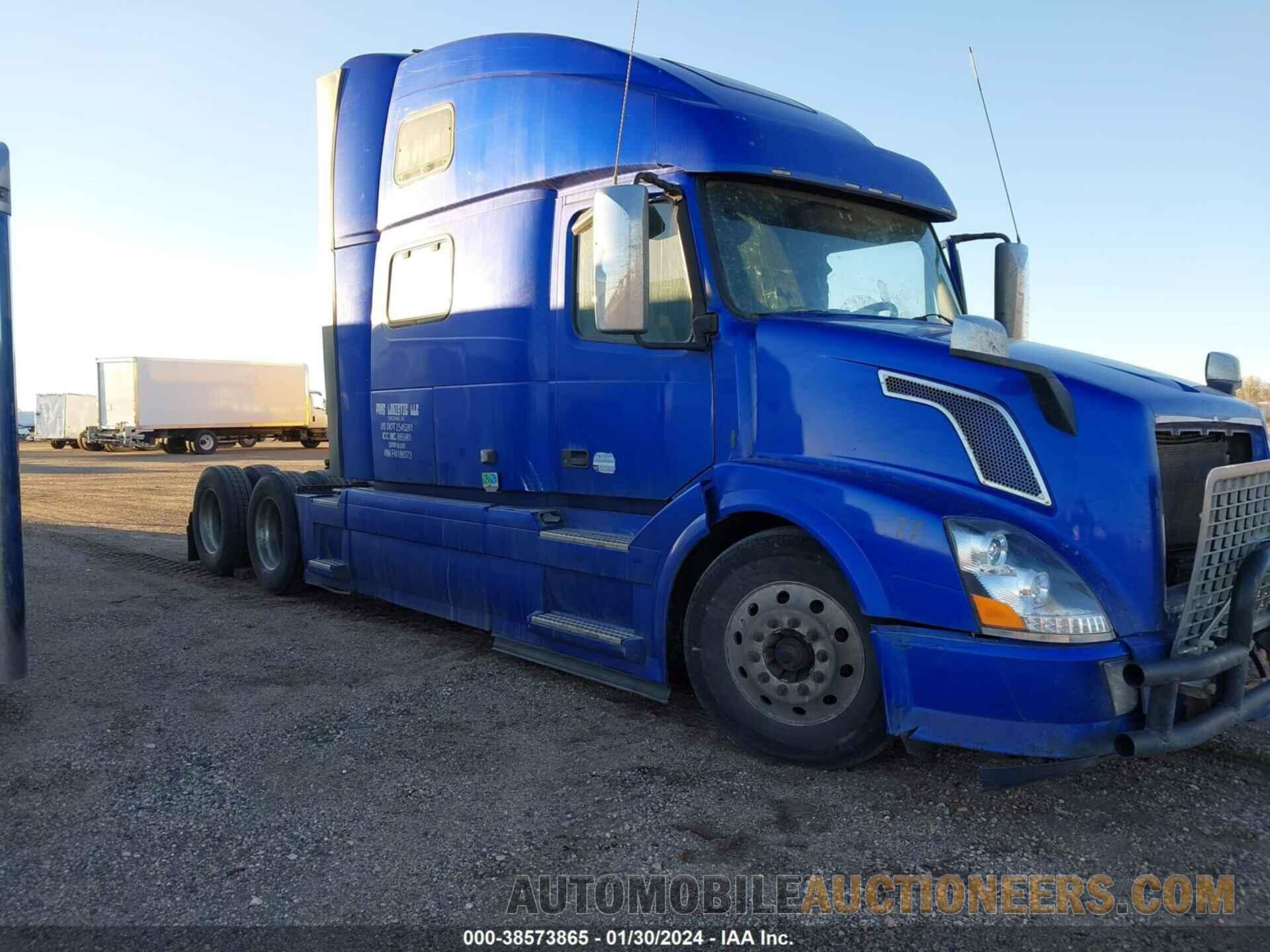 4V4NC9EH0FN188373 VOLVO VN 2015