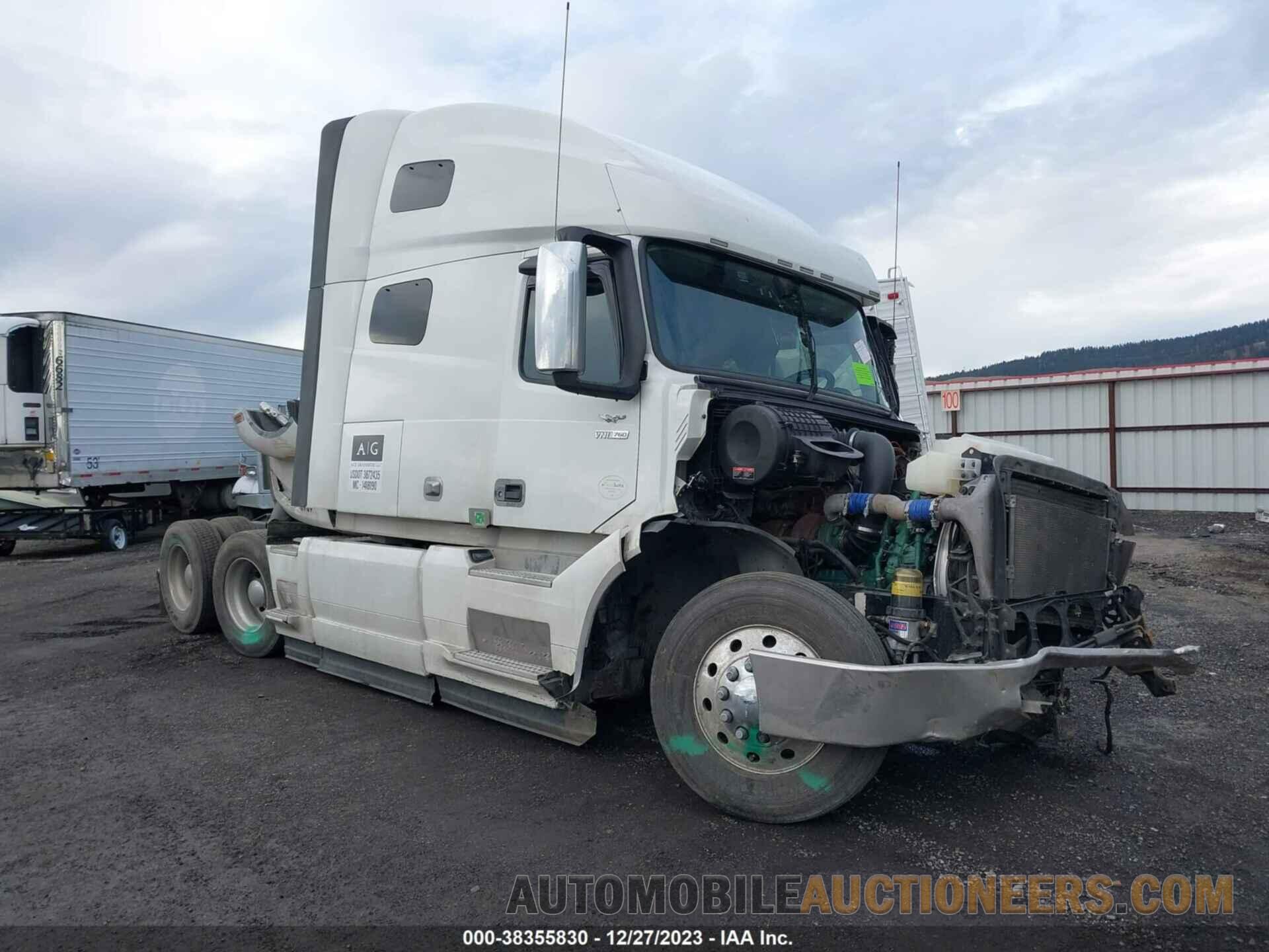 4V4NC9EH0LN214496 VOLVO VN 2020