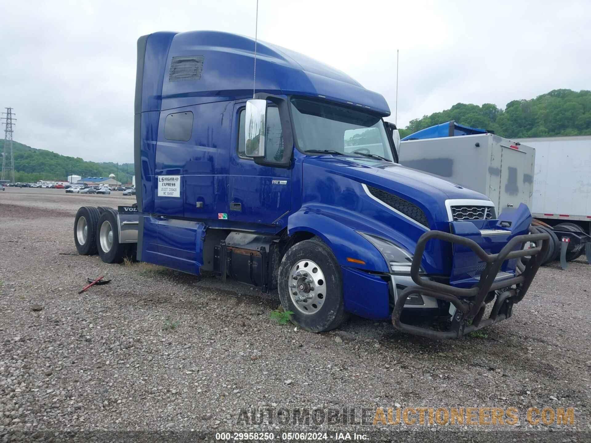 4V4NC9EH0MN264221 VOLVO VNL 2021