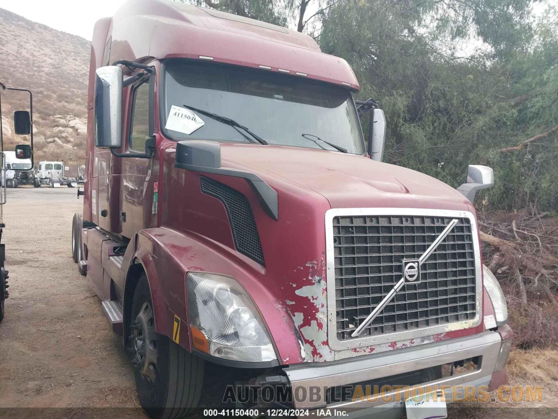 4V4NC9EH1EN163688 VOLVO VN 2014