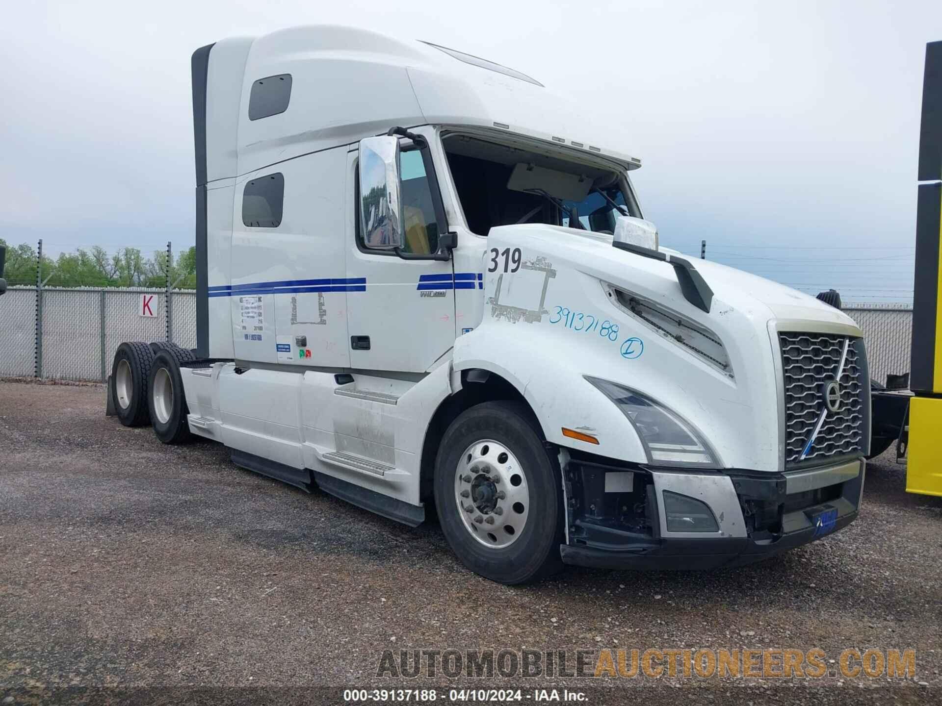 4V4NC9EH2LN261688 VOLVO VNL 2020