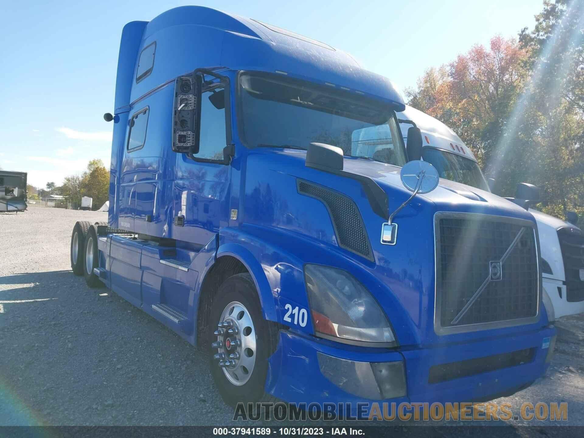 4V4NC9EH3GN955408 VOLVO VN 2016