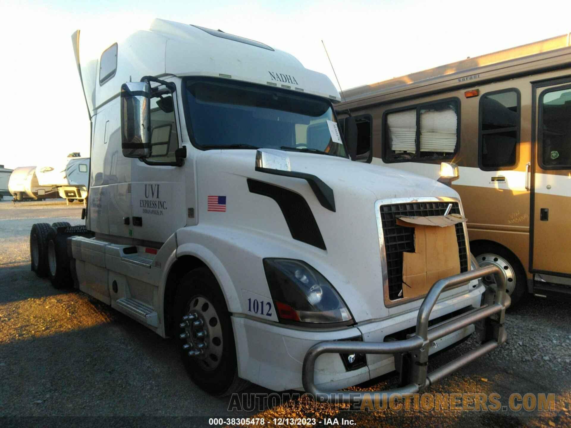 4V4NC9EH4HN991027 VOLVO VNL 2017