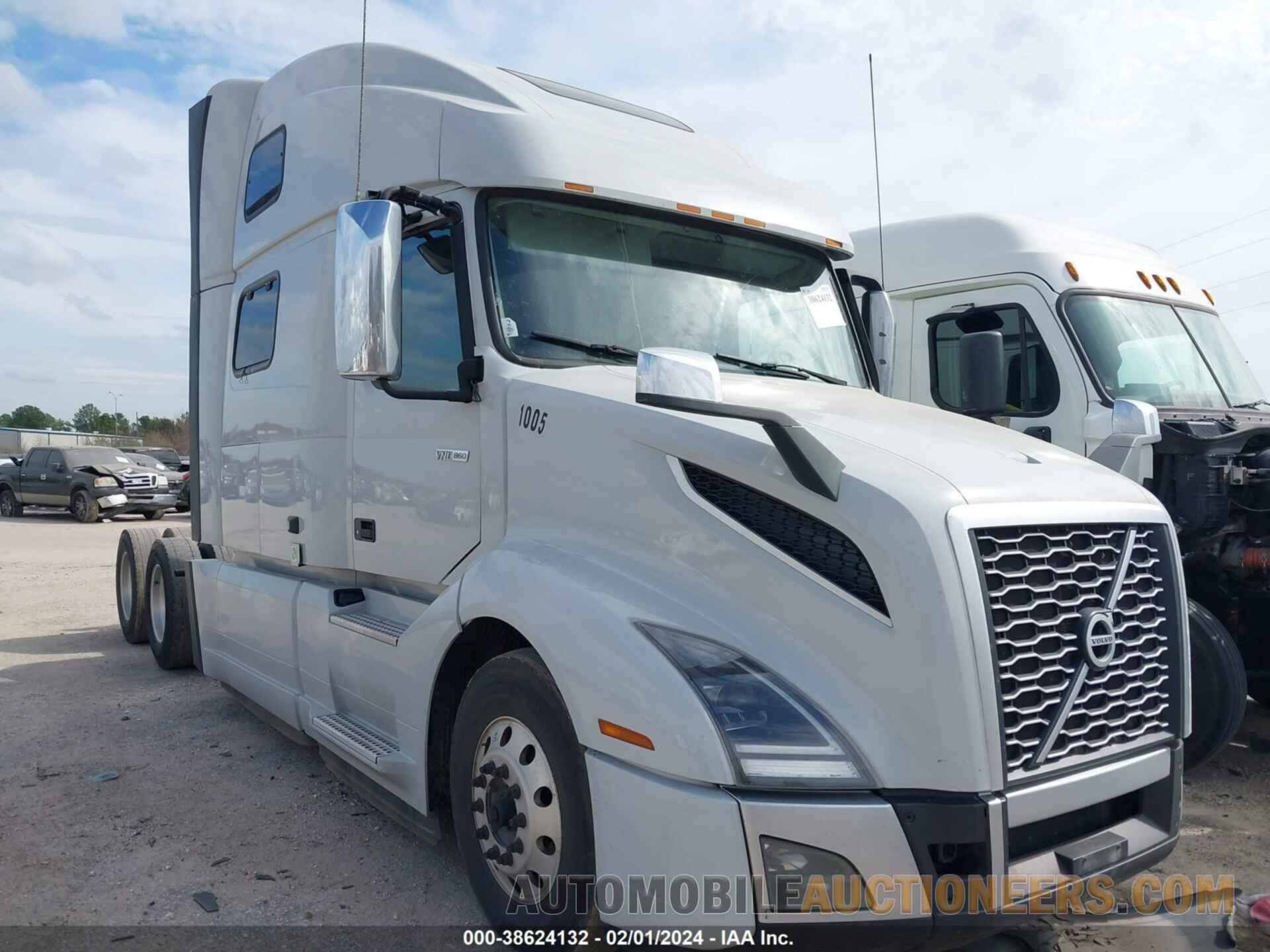 4V4NC9EH4JN898014 VOLVO VNL860 2018