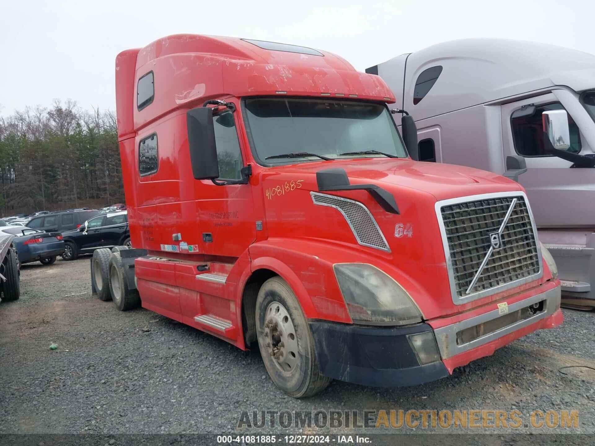 4V4NC9EH5DN569164 VOLVO VN 2013