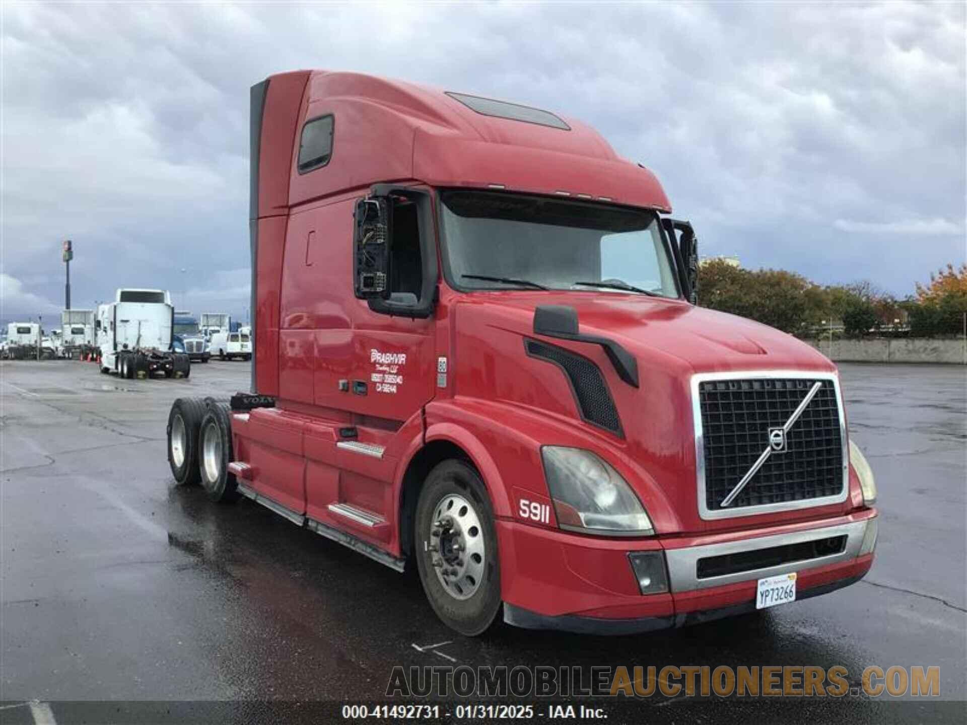 4V4NC9EH5HN965827 VOLVO VNL 2017