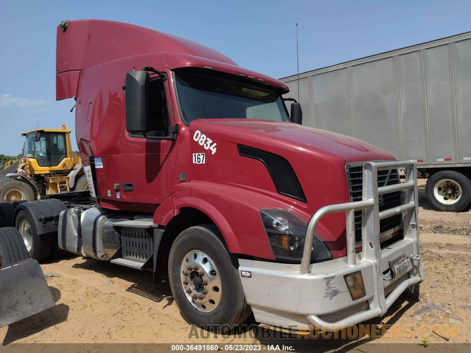 4V4NC9EH6FN910834 VOLVO VN 2015