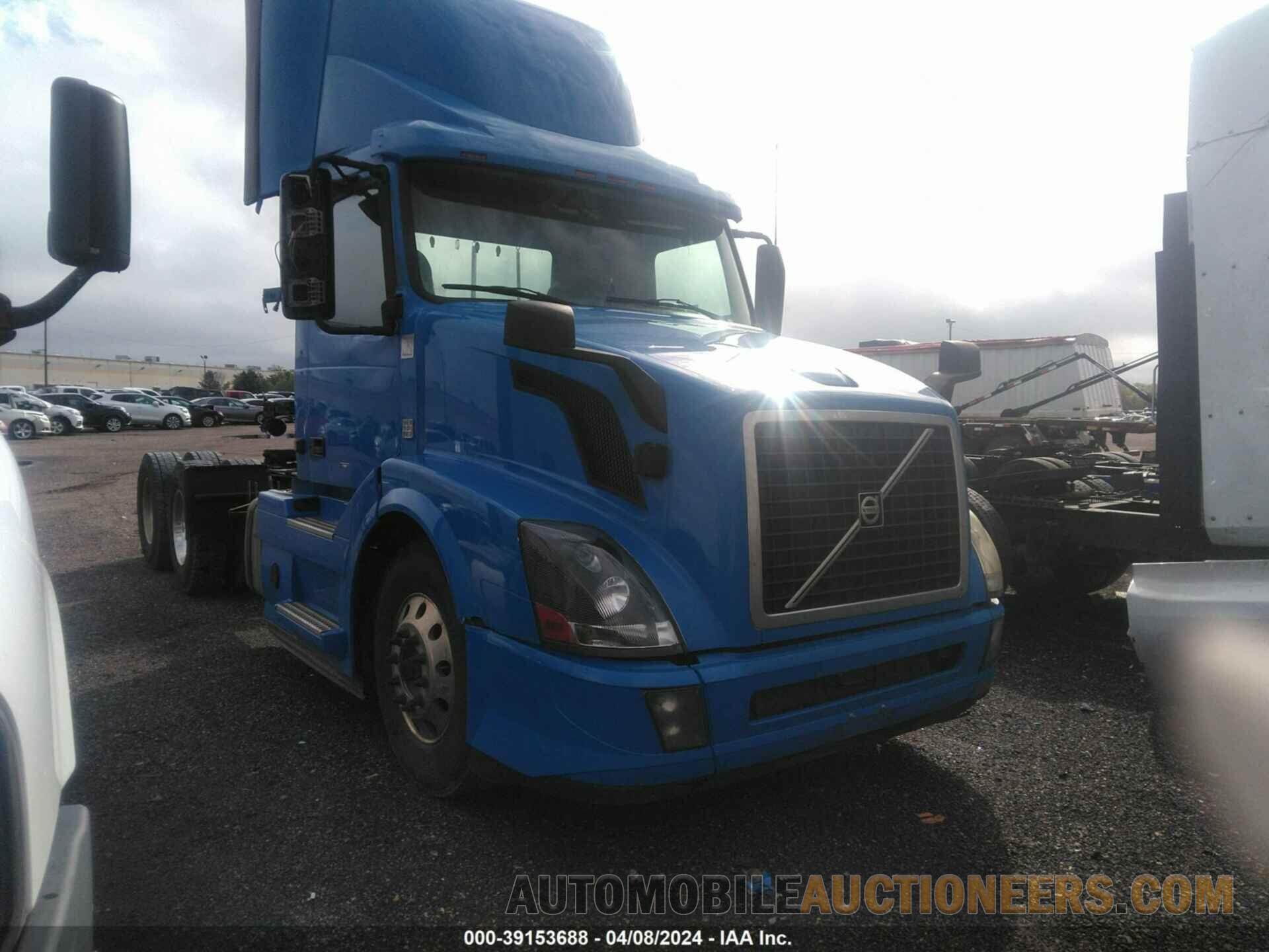 4V4NC9EH6GN928302 VOLVO VN 2016