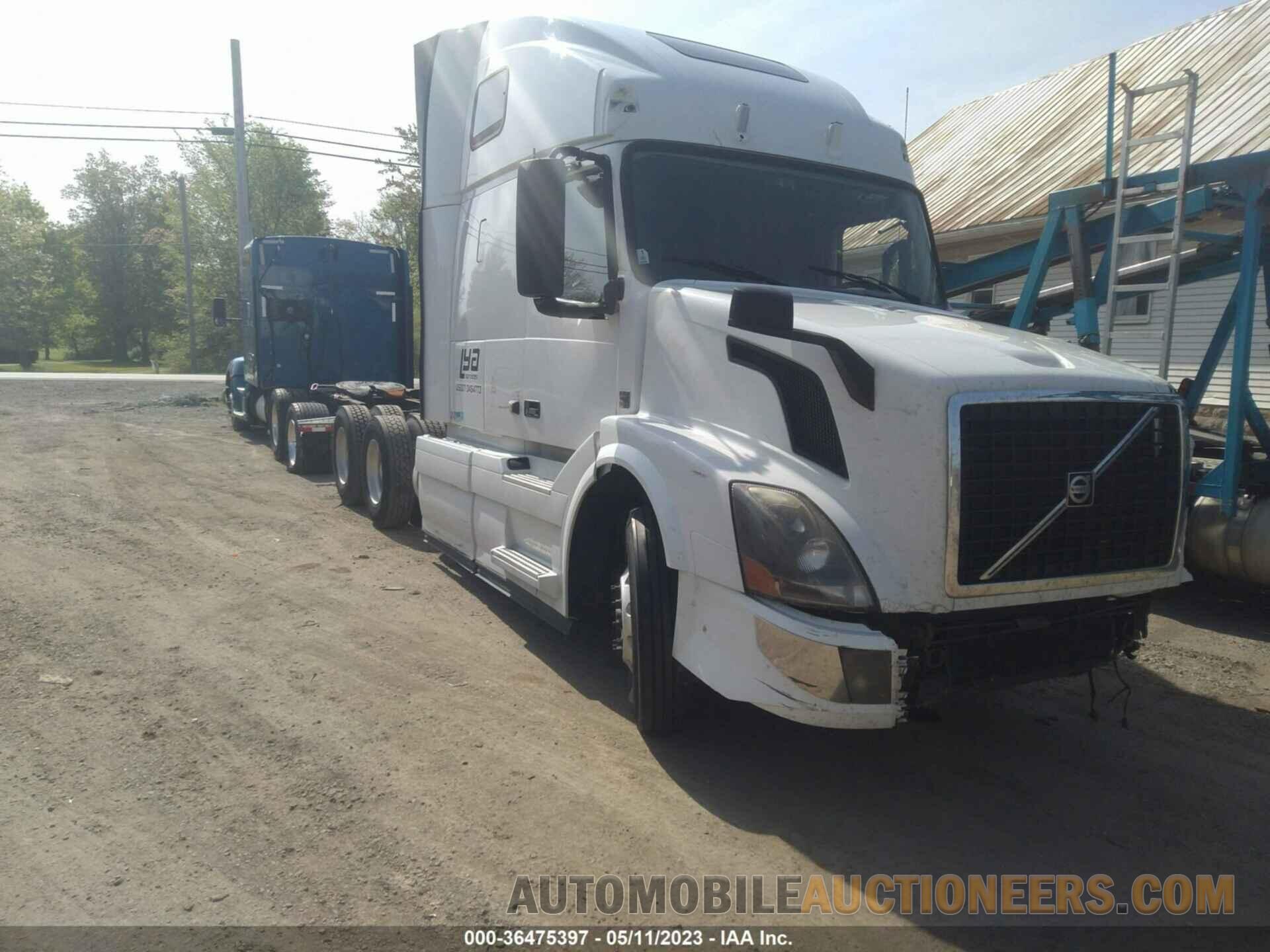 4V4NC9EH8GN933078 VOLVO VN 2016