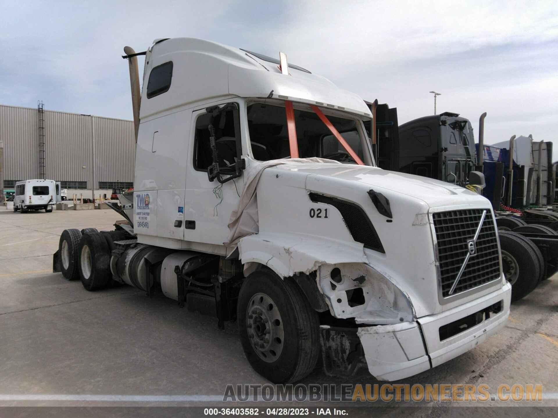4V4NC9EH8GN945490 VOLVO VN 2016