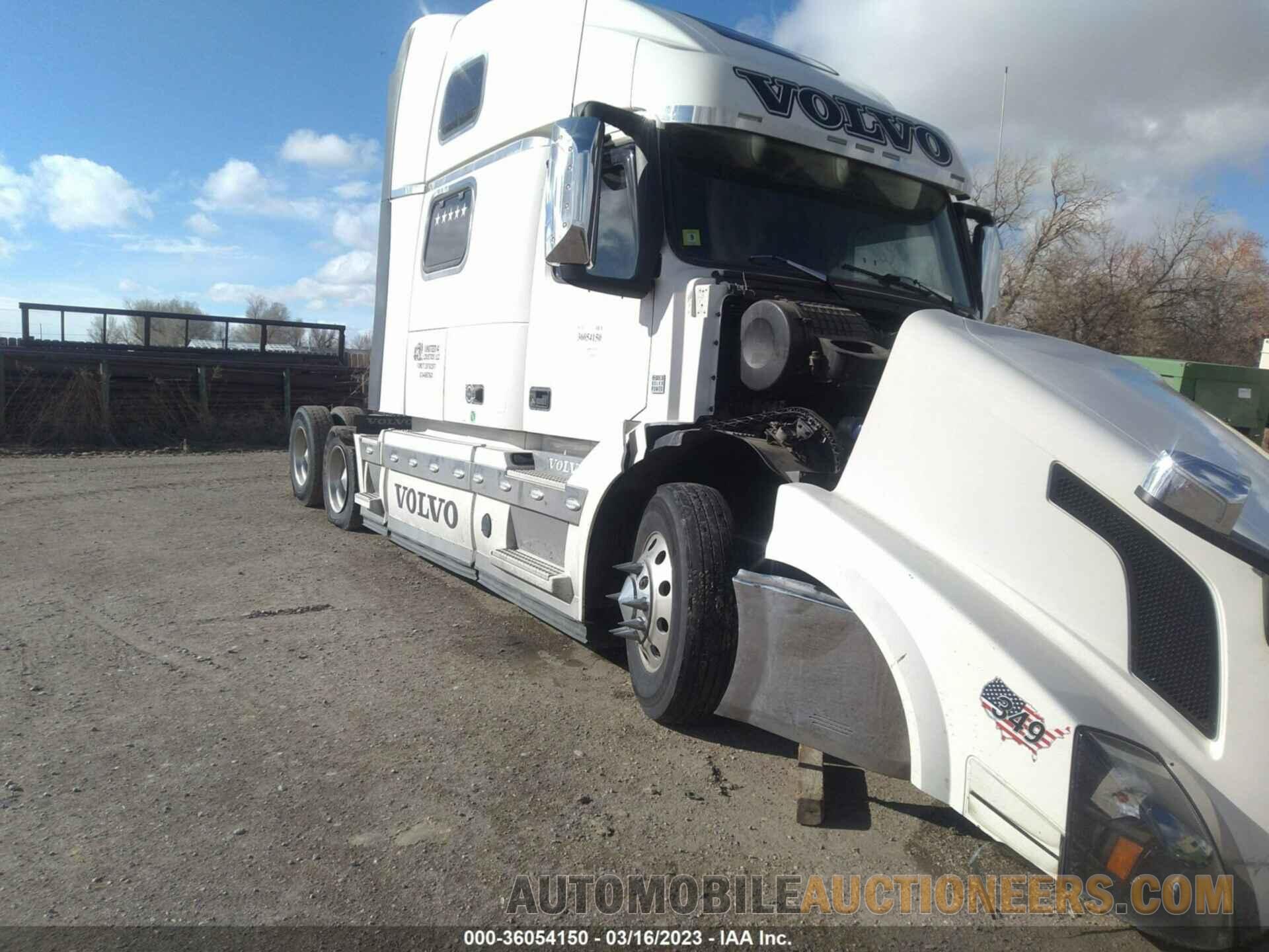 4V4NC9EH8GN946817 VOLVO VN 2016