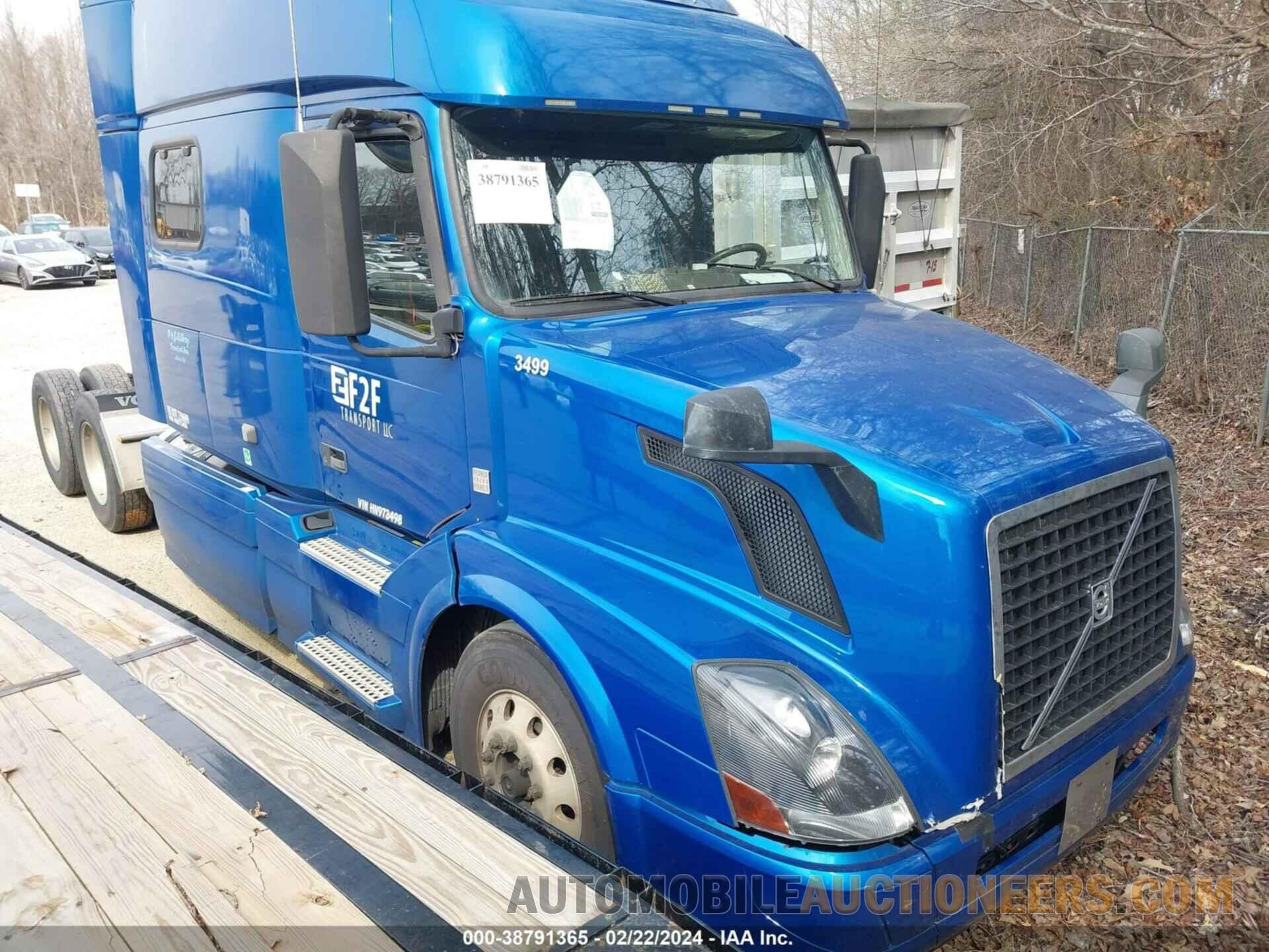 4V4NC9EH8HN973498 VOLVO VNL 2017