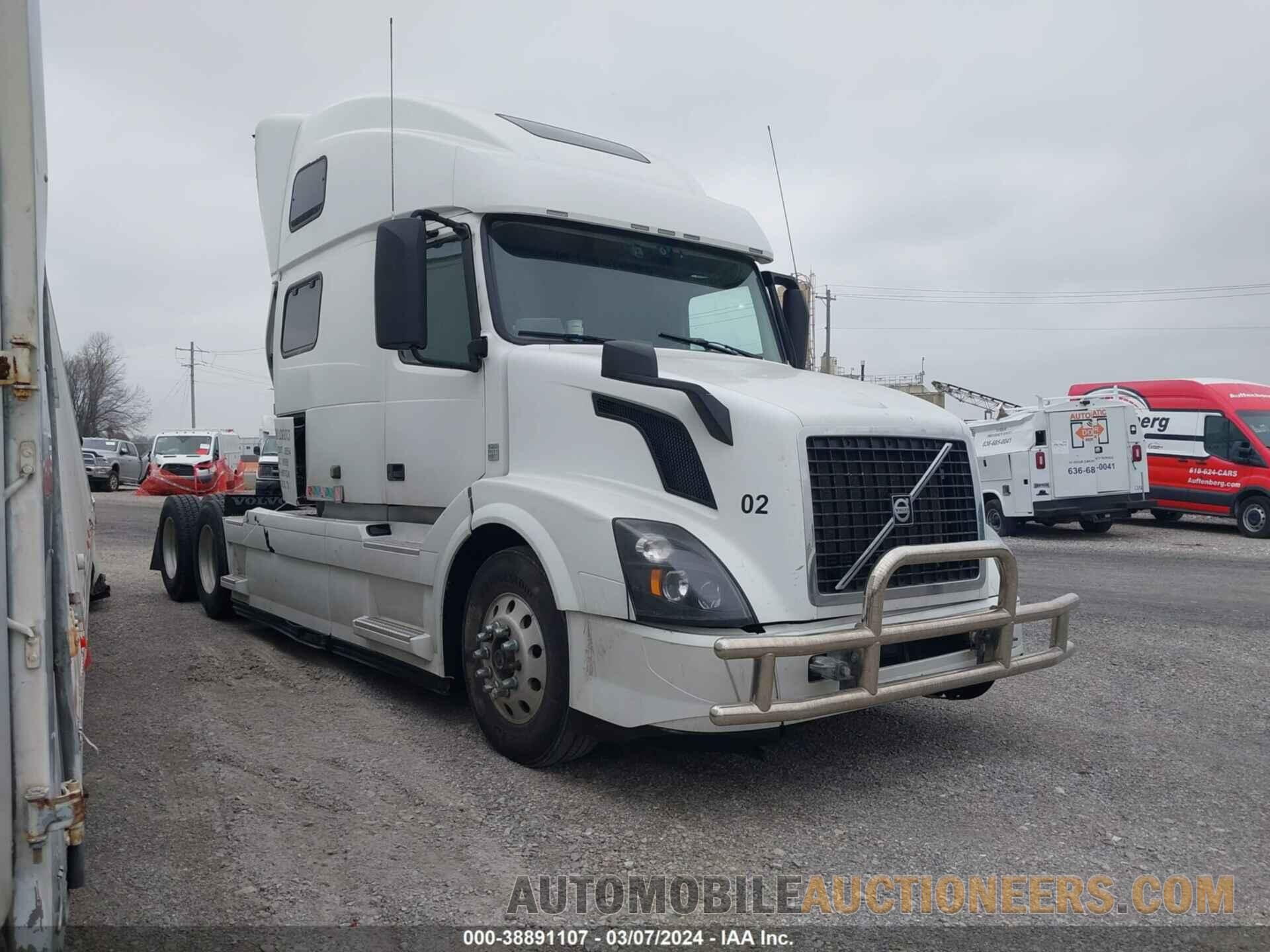 4V4NC9EH8HN974246 VOLVO VNL 2017