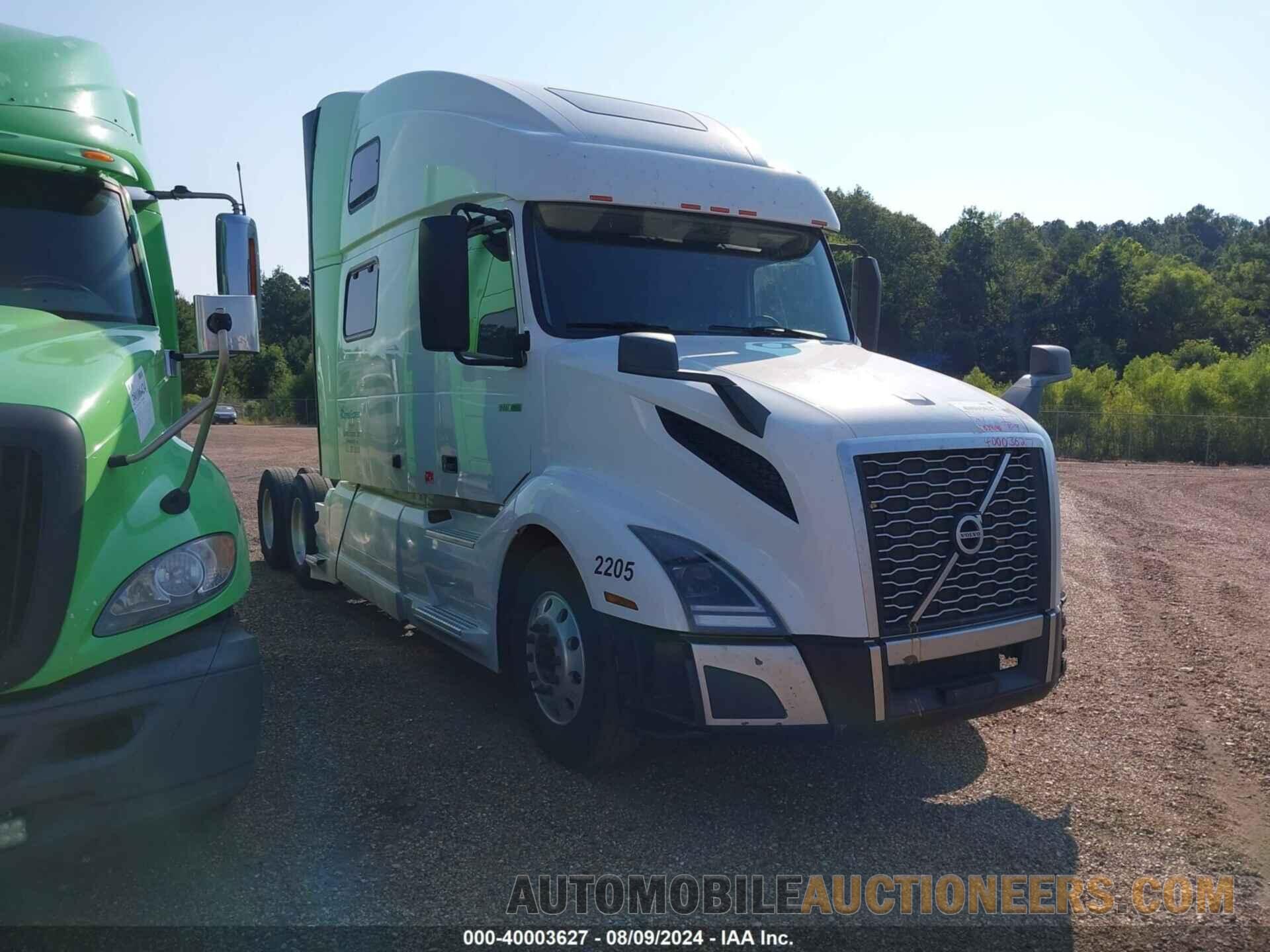 4V4NC9EH8KN905421 VOLVO VNL 2019