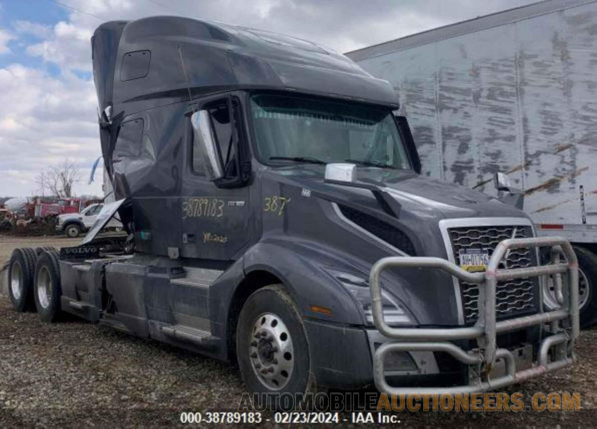 4V4NC9EH8LN229165 VOLVO VNL 2020