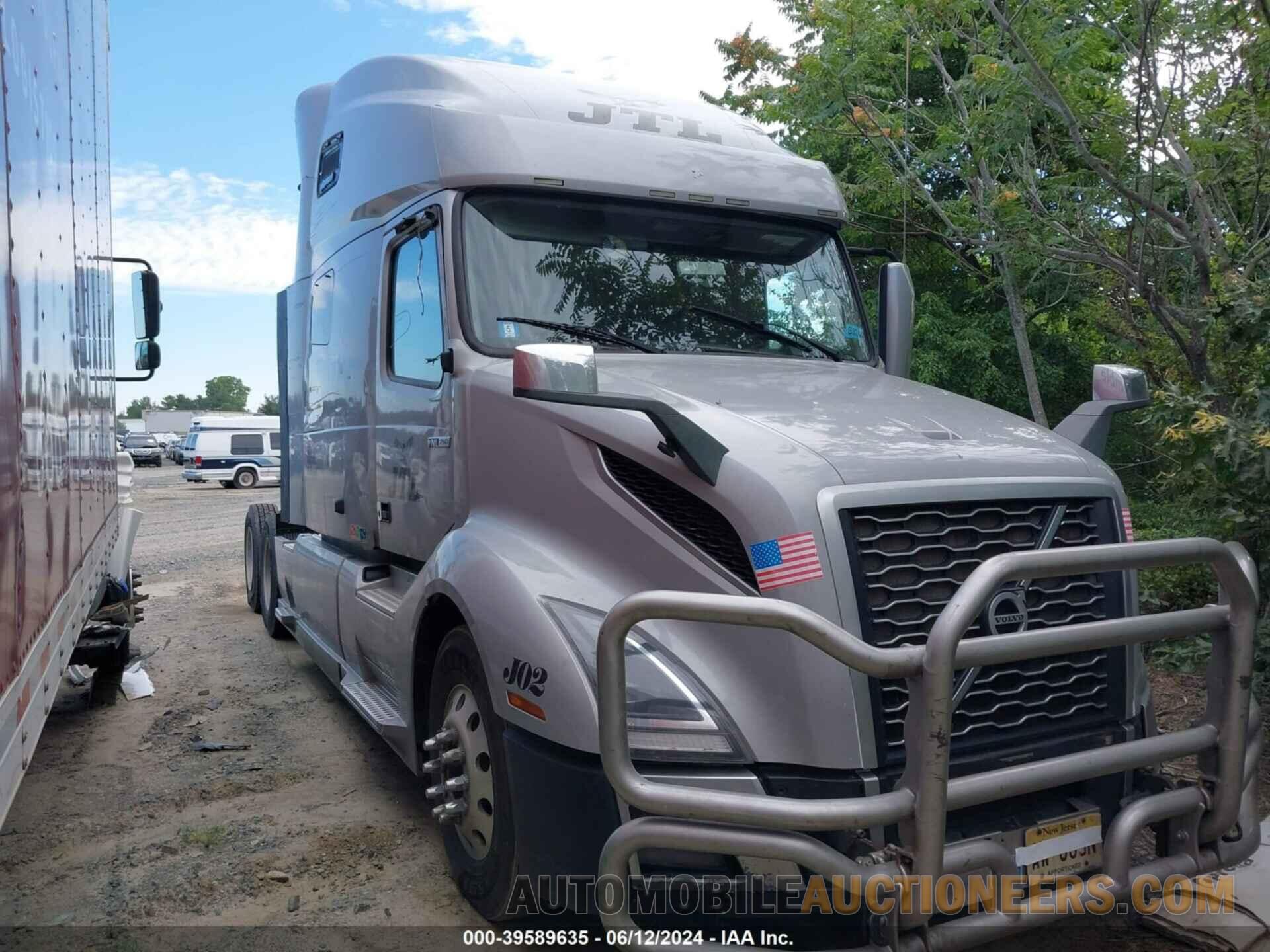 4V4NC9EH9MN246297 VOLVO VNL 2021