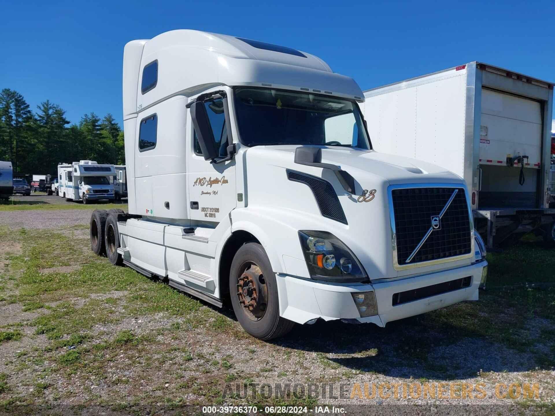 4V4NC9EHOFN908393 VOLVO VNL 2015