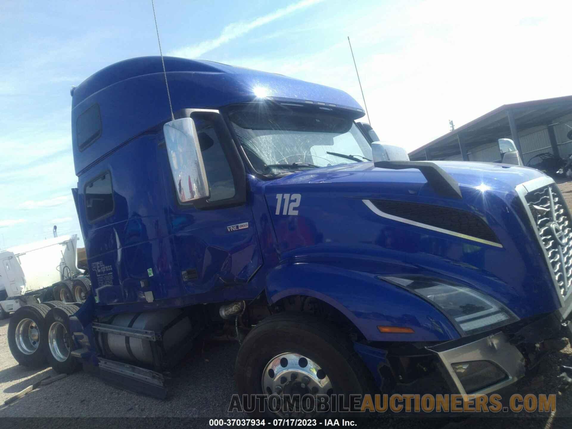 4V4NC9EJ3PN331840 VOLVO VN 2023