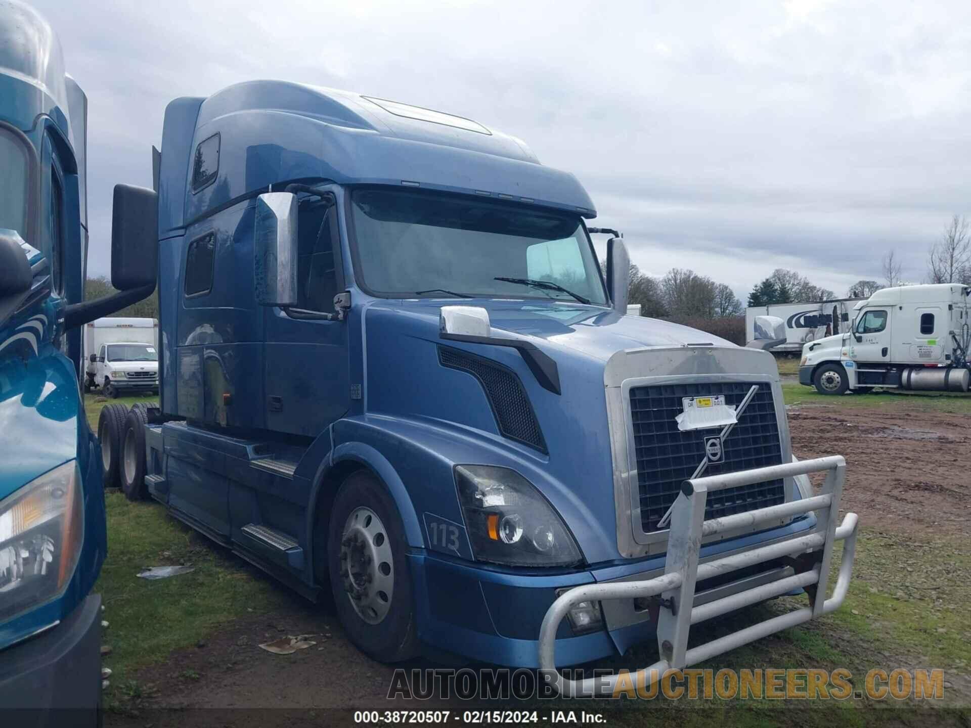 4V4NC9EJ6FN188106 VOLVO VN 2015