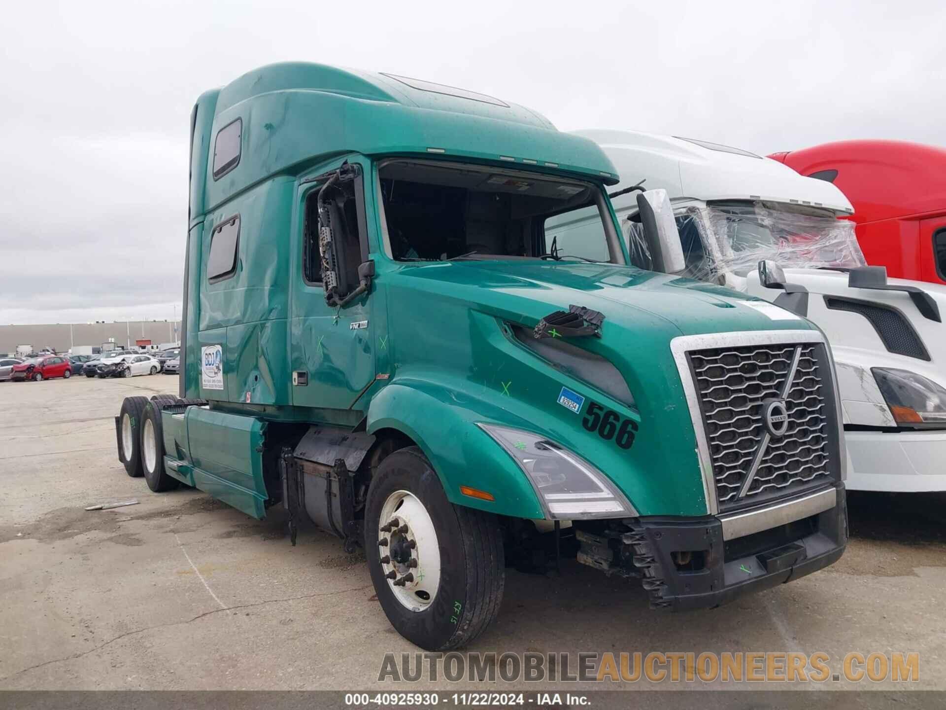 4V4NC9EJ6MN284637 VOLVO VNL 2021