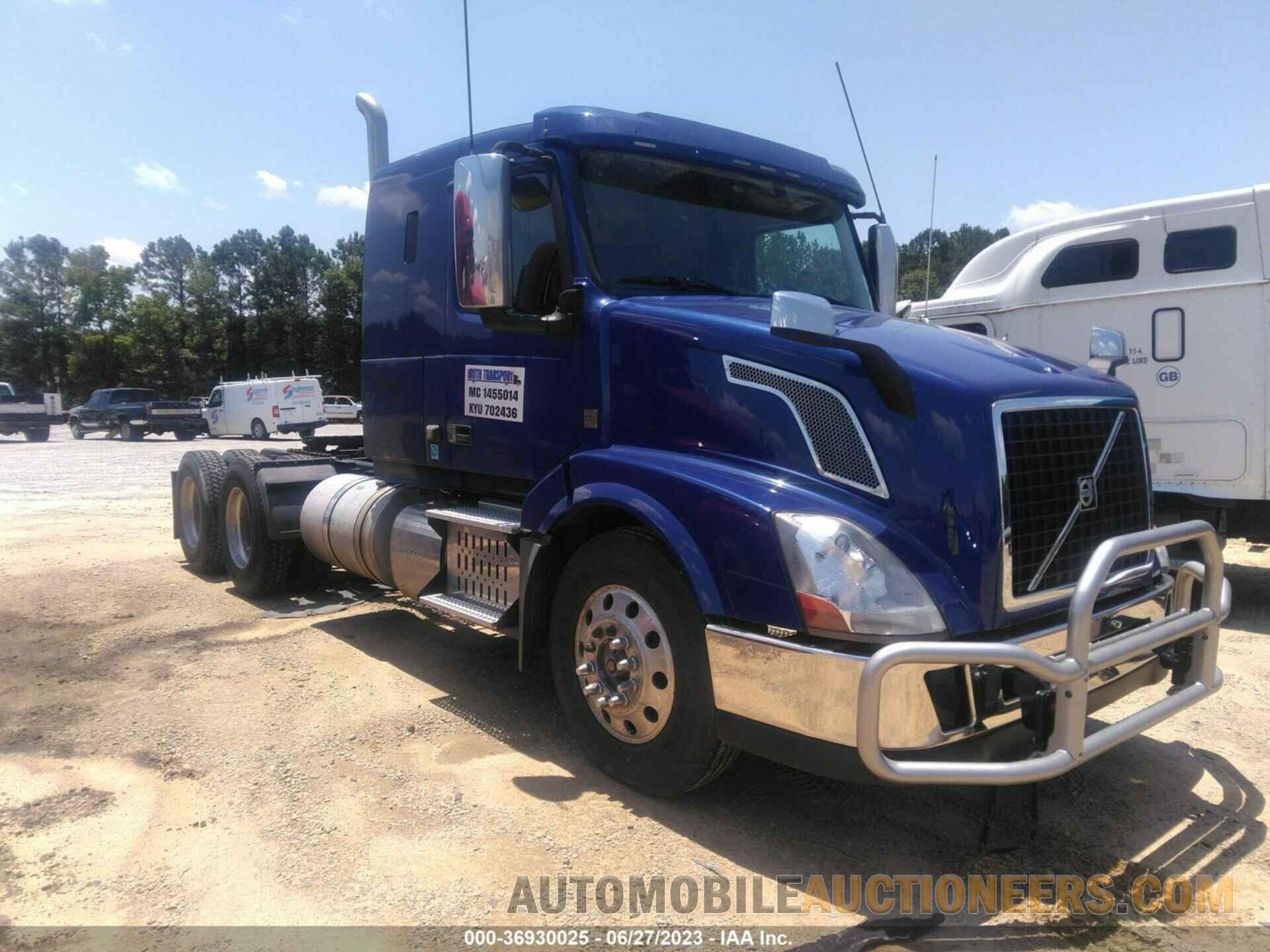 4V4NC9KK9FN912531 VOLVO VN 2015