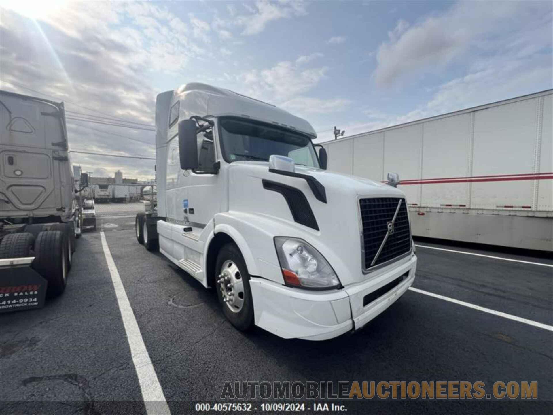 4V4NC9TH4GN912764 VOLVO VN 2016