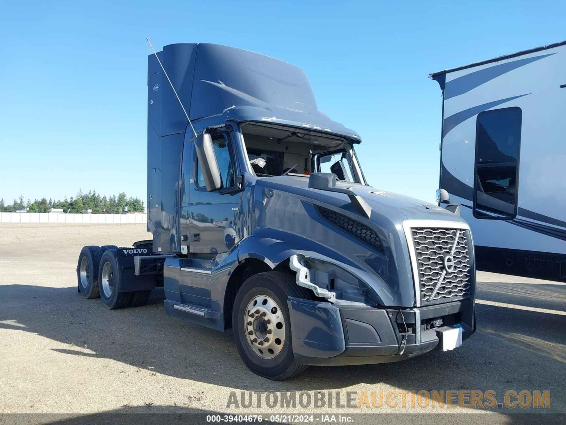 4V4NC9UG1NN312285 VOLVO VNL 2022