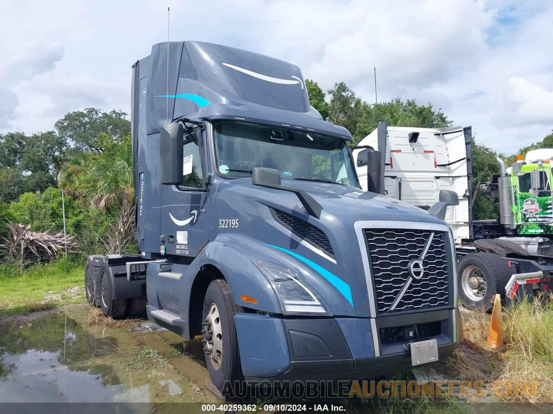 4V4NC9UG1NN318619 VOLVO VNL 2022