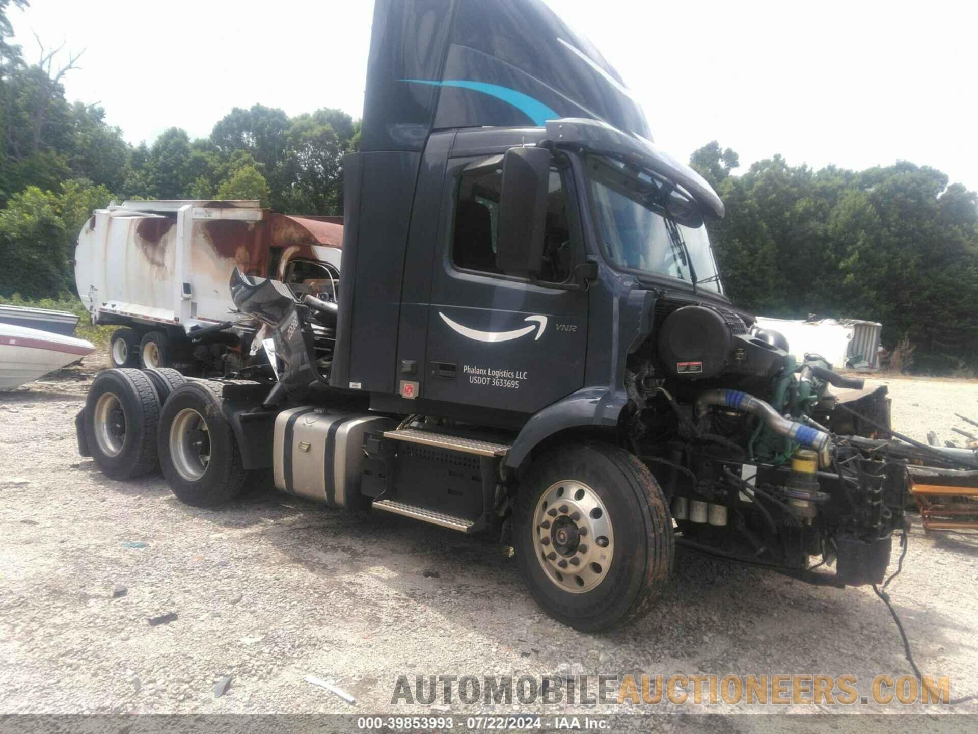 4V4WC9EGXLN260641 VOLVO VNR 2020