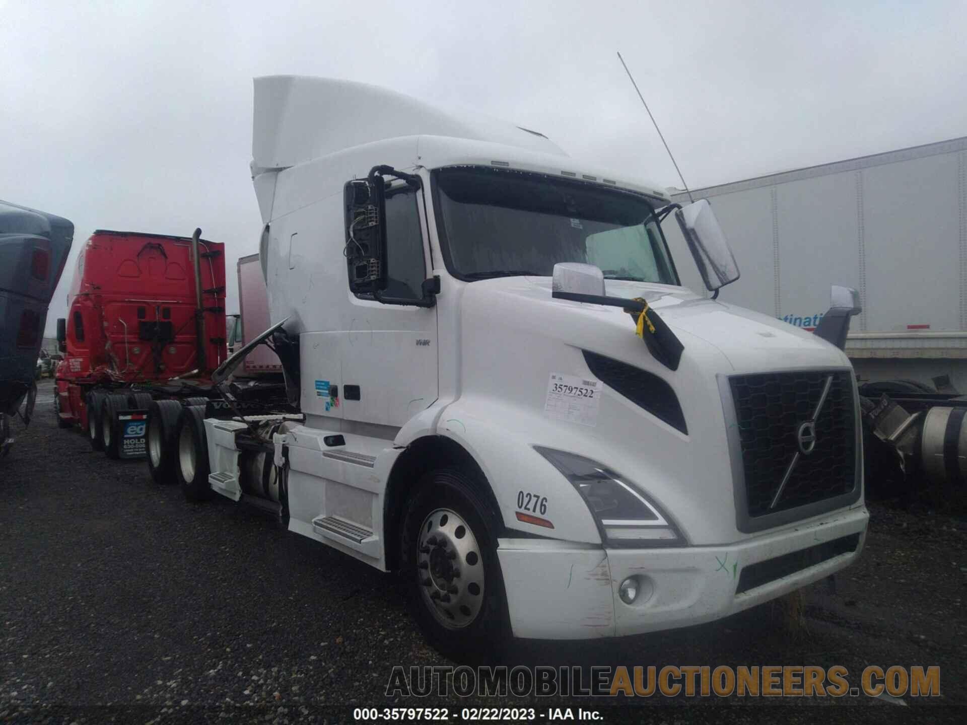 4V4WC9EH1LN264490 VOLVO VNR 2020